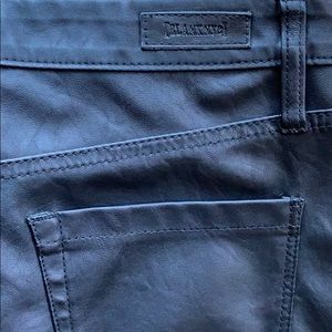 Blank NYC Pants - Blank NYC Vegan Leather Pants - 27 Blank NYC Pants - Blank NYC Vegan Leather Pants - 27